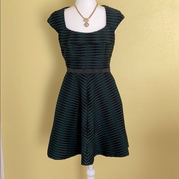 Betsey Johnson Dresses & Skirts - Betsey Johnson black and green dress size 8